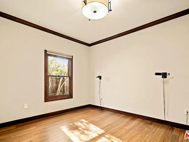 637 N Alta Vista Blvd — Photo 13