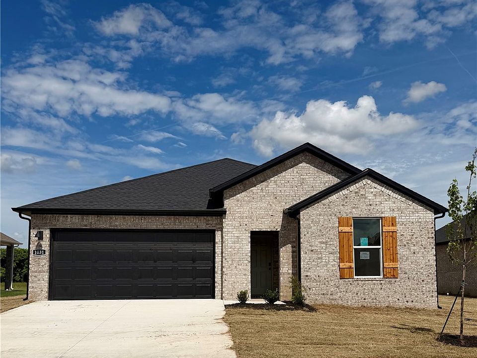 1st image of 1031 Thornwood Pl