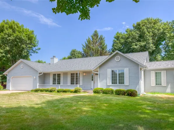 5408 Valley Rd, Ames, IA 50014