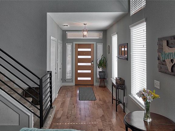5th image of 5916 Swayden Ln