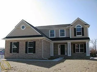 82 Blackberry Dr photo 1