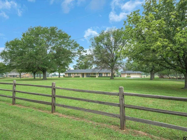 842 Vz County Road 2101, Canton, TX 75103
