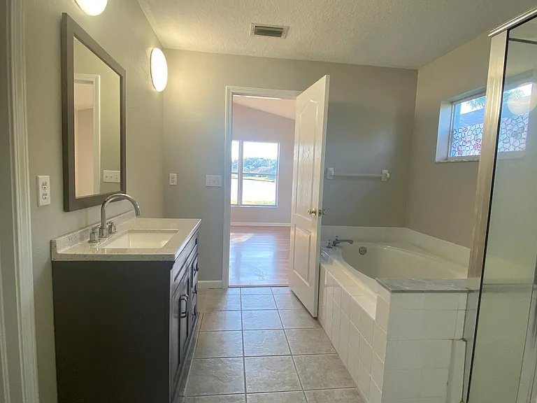 25324 Flying Ebony Ln — Photo 13