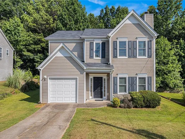 4040 Robin Cir, Atlanta, GA 30349
