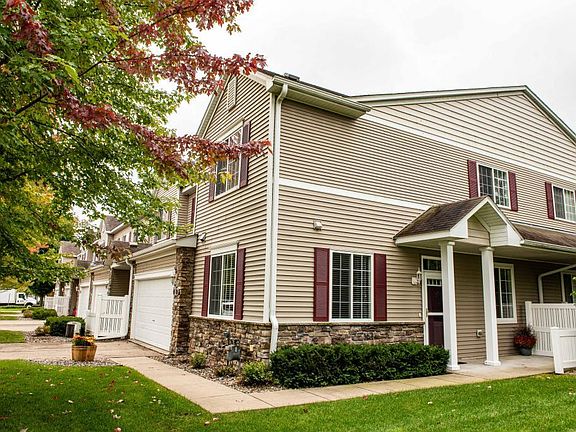 3rd image of 11 River Woods Dr W #106