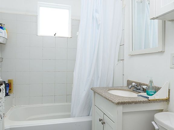 44 Chetwynd Rd. #1 Somerville Unit Photo 6