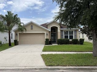 8222 Willow Beach Dr, Riverview, FL 33578