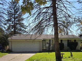 8976 Oxford Ct, Ypsilanti, MI 48198
