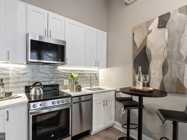 459 Massachusetts Ave NW #B1, Washington, DC 20001