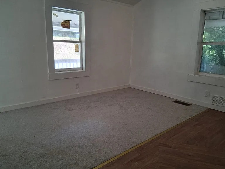 40 Skylark Cir — Photo 5