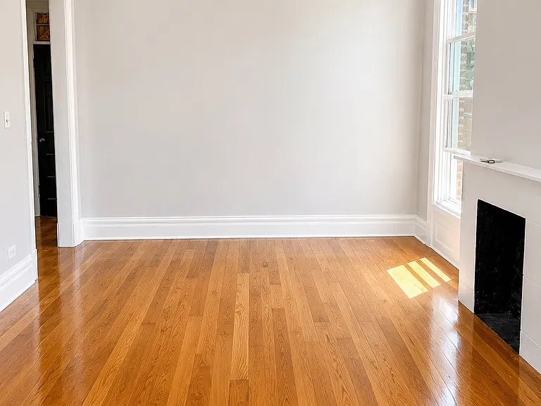 4615 S Vincennes Ave #3 — Photo 2