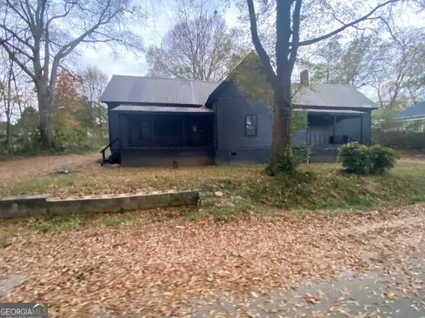 6114 Hopkins St NE, Covington, GA 30014