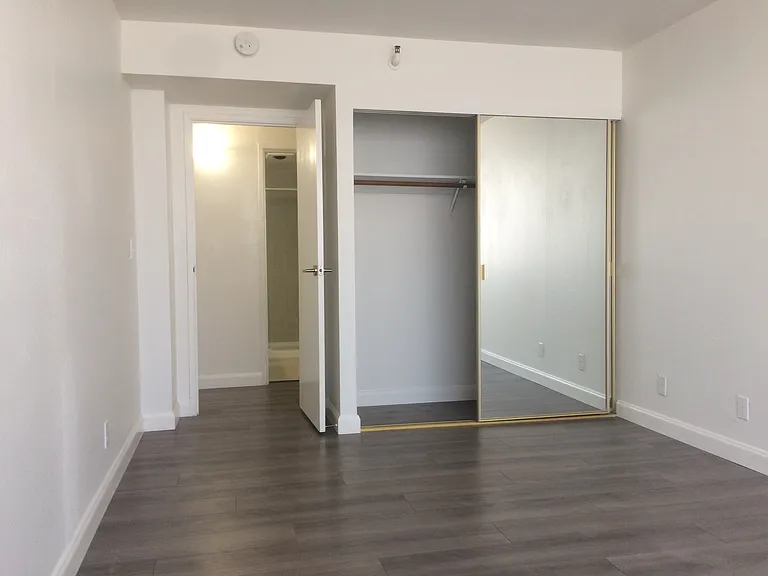 801 Franklin St #613 — Photo 12