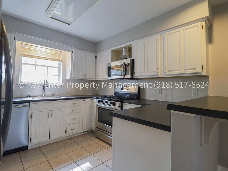 6246 S Yorktown Pl — Photo 11
