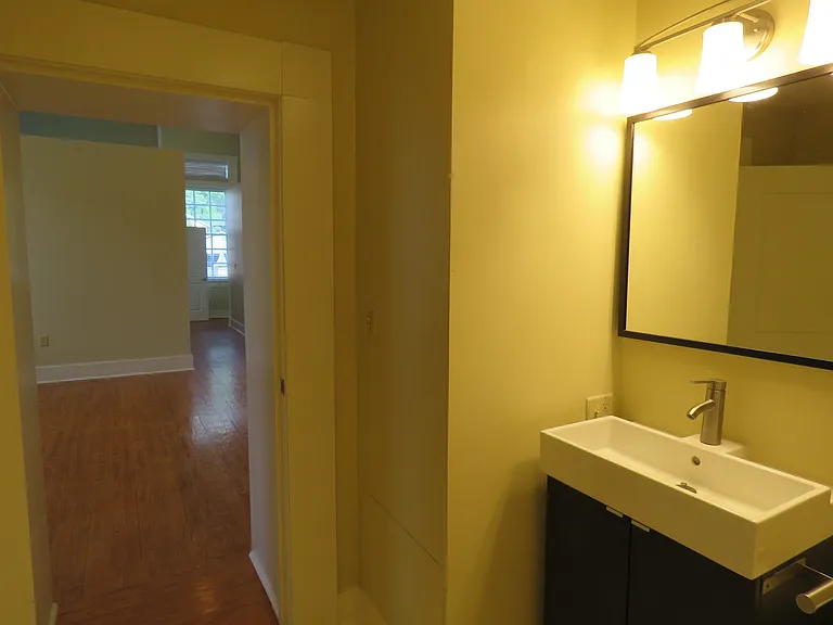 715 Sherman St #2 — Photo 18