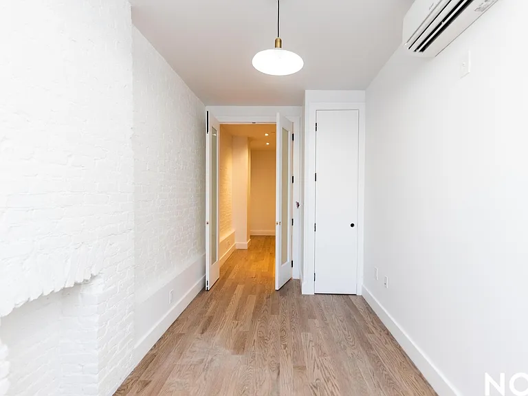 99 Moore St #2A — Photo 8