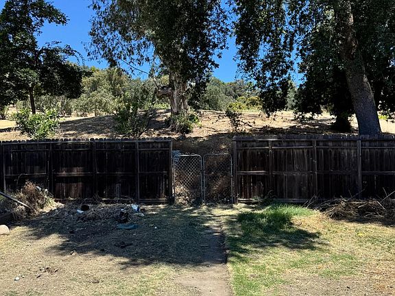 3rd image of 3045 Argonaut Ave