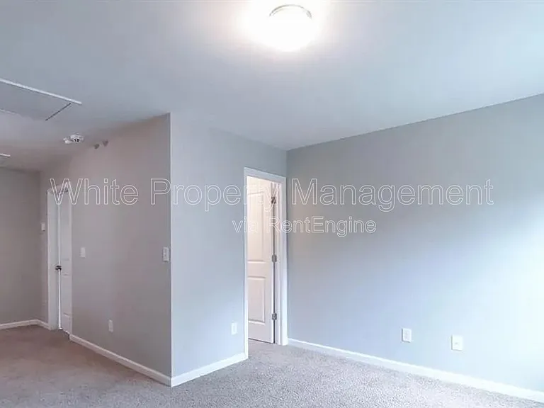 1525 Lilly Springs Pl — Photo 16