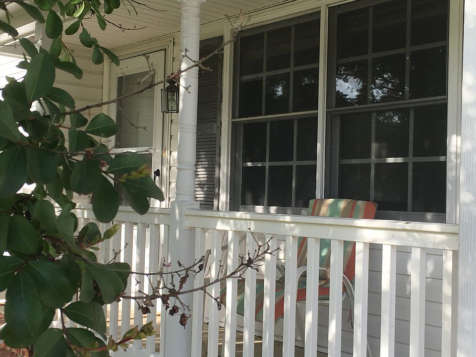 1st image of 929 Poquoson Ave
