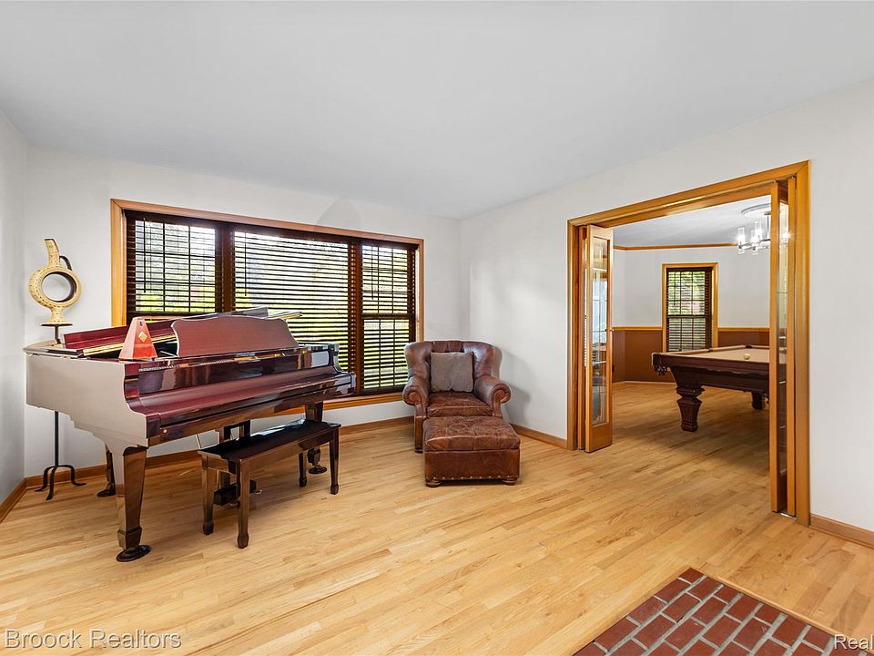 171 S Glengarry Rd, photo 15