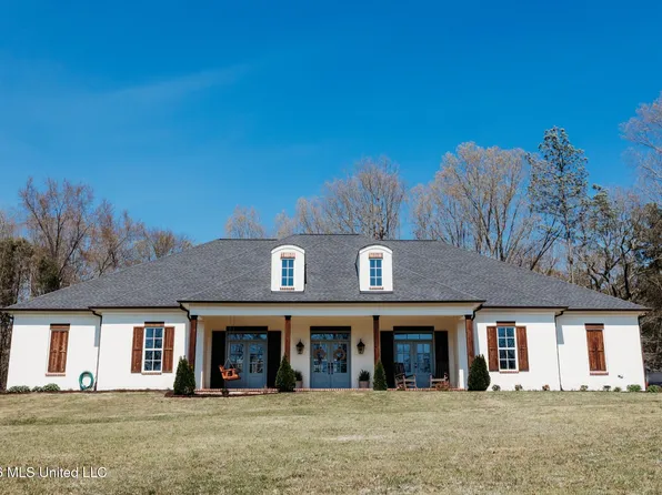 1340 Mount Pleasant Rd, Byhalia, MS 38611