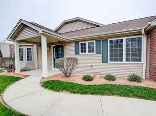 5150 S Hidden Dr #5150, Greenfield, WI 53221