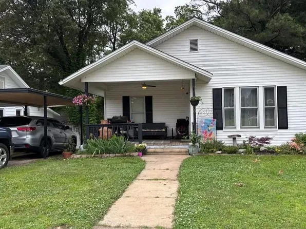 308 Blanton St, Paris, TN 38242