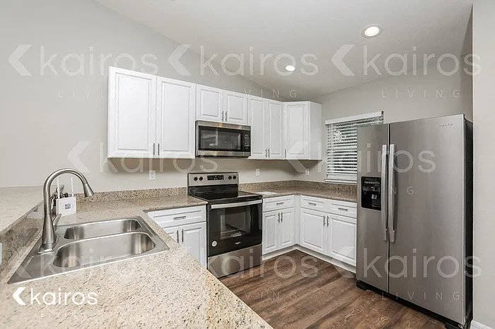 3 bed, 2.0 bath, 1265 sqft, $1,795 — Photo 4