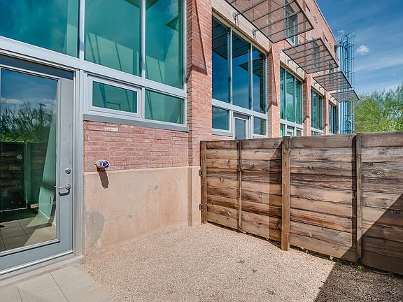 5th image of 1001 E 17th St APT 128