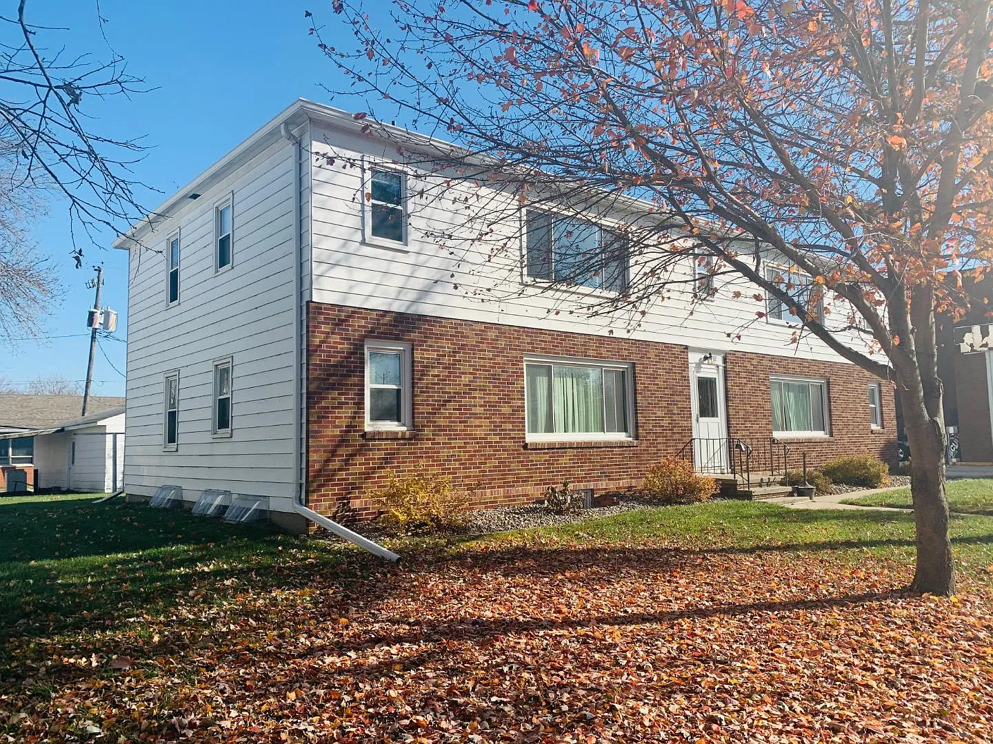 209 SW Cherry St - 209-5 — Photo 4