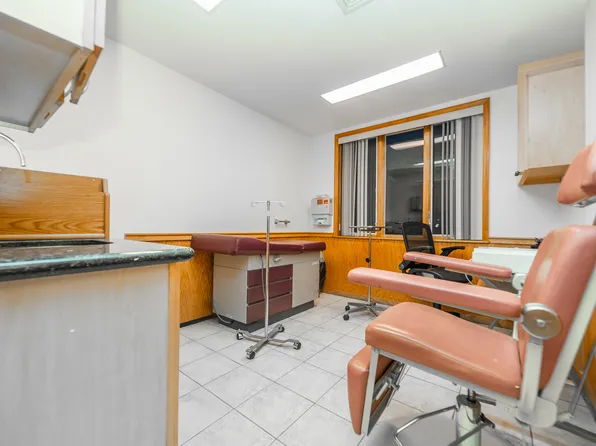 1749 East 16th Street image 15 of 18