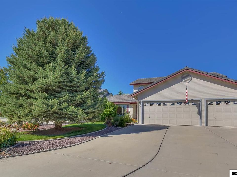 1st image of 4850 Blue Mountain Cir