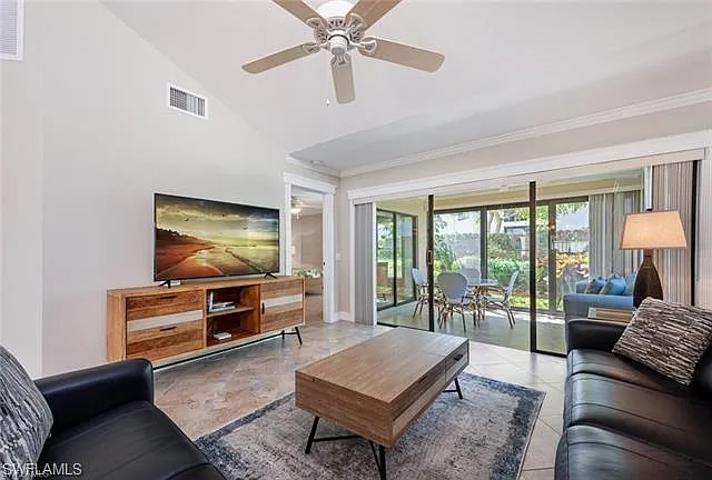 551 Beachwalk Cir #85-0 — Photo 33