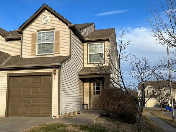 5540 N Fairmount Ave, Kansas City, MO 64118