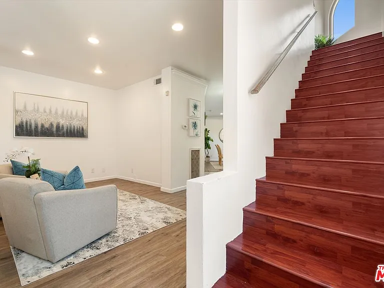 5216 Sale Ave — Photo 17