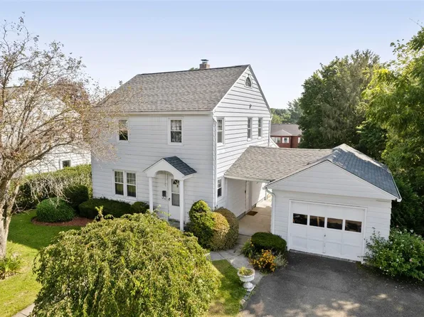 216 Harding Ave, Endwell, NY 13760