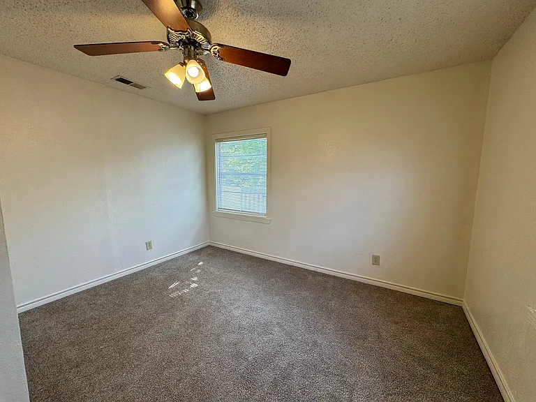 1301 Franz Dr — Photo 14