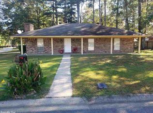 6500 Little Dove Dr, Pine Bluff, AR 71603