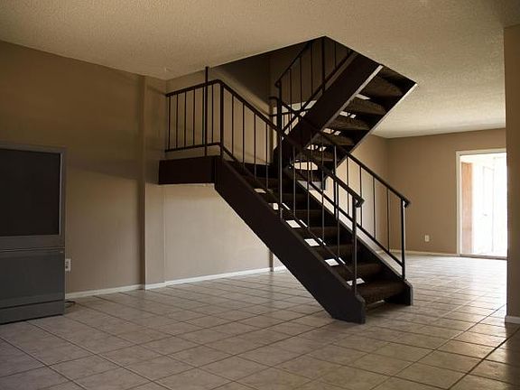2nd image of 8430 N 33rd Dr