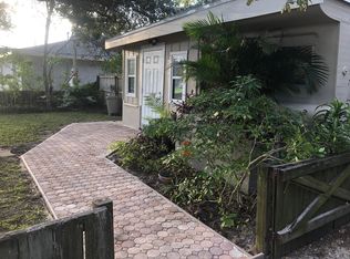 518 Walker St, Holly Hill, FL 32117