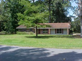 91 Reedy Creek Rd, Laurel, MS 39443