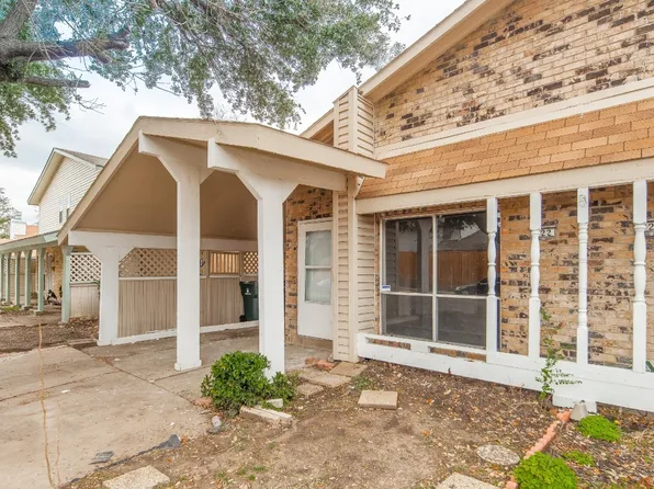 722 Baruna Cir, Garland, TX 75043