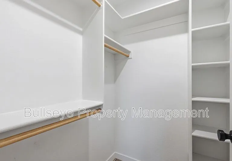 428 S 97th Pl — Photo 19