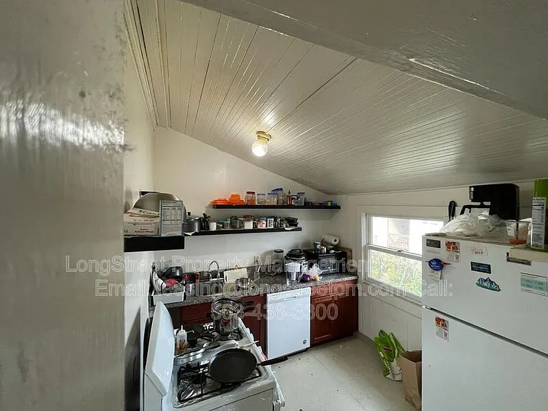 2 bed, 1.0 bath, 560 sqft, $1,595 — Photo 4
