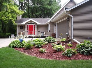 4071 Park Dr, Sturgeon Bay, WI 54235