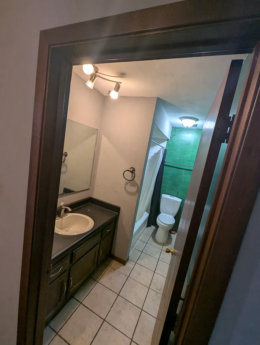 Building Photo - 2027 Eggleston Rd #1B