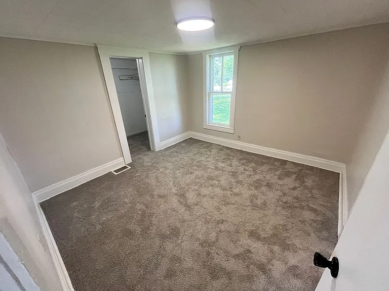 4104 Y St — Photo 11