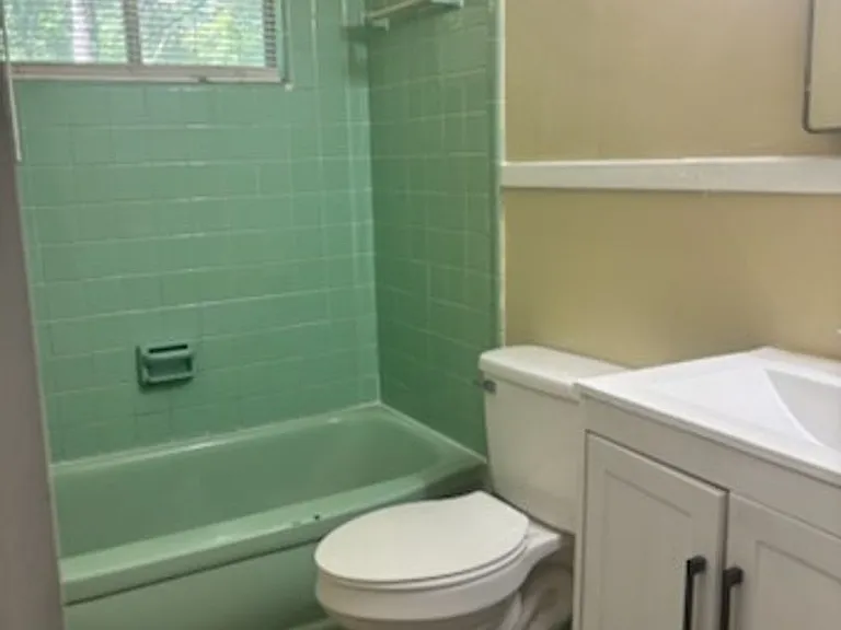 1527 Maria Dr — Photo 9