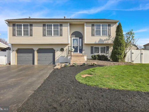 4340 Sutton Cir, Reading, PA 19606