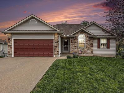 1008 Granada Dr, Raymore, MO, 64083